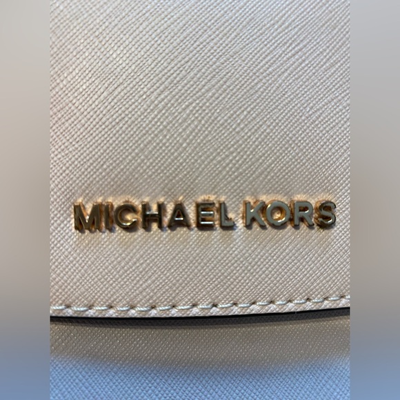 Blush Pink Michael Kors Crossbody with top handle - Picture 10 of 15